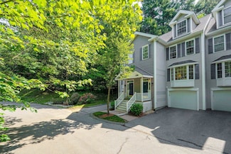 38 Georgetown Dr, Nashua, NH 03062