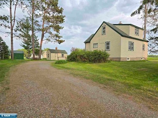 8972 Arkola Junction Rd, Meadowlands, MN 55765