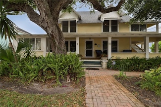 408 N Peninsula Ave, New Smyrna Beach, FL 32169