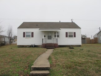 2824 Virginia Ave, Joplin, MO 64804