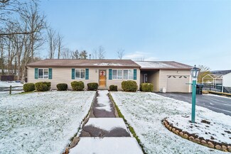 9 Jennifer Ln, Apalachin, NY 13732