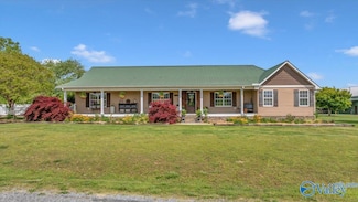 263 County Road 384, Crossville, AL 35962