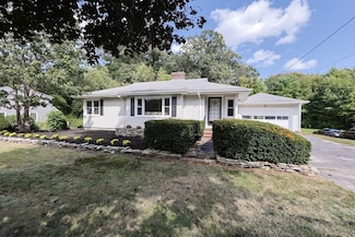 256 S Main St, Hopedale, MA 01747