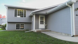 912 4th St NE, Kasson, MN 55944
