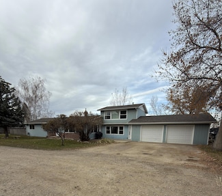 319 E 6th Ave, Ranchester, WY 82839