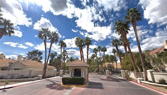 2637 Golden Sands Dr, Las Vegas, NV 89128