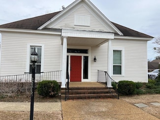 207 W Adams St, Dothan, AL 36303
