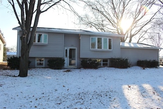 334 8th St SW, Spencer, IA 51301