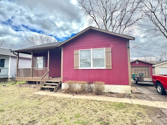 912 W Village Cir SE, Rochester, MN 55904
