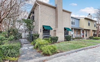 1162 Green Meadow St, Beaumont, TX 77706