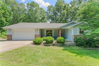 7 Amesbury Dr, Bella Vista, AR 72715