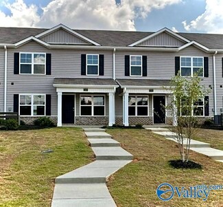 21424 Old Poseidon Ln, Athens, AL 35613