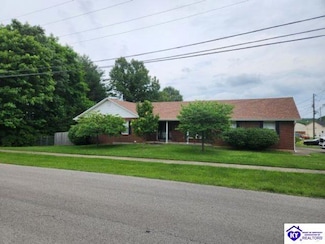 132 Skyline Dr, Radcliff, KY 40160
