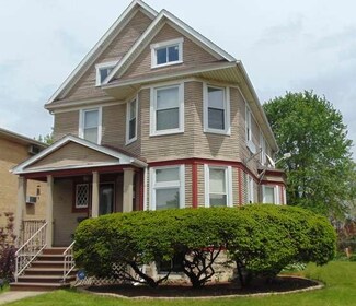4017 Amelia Ave, Lyons, IL 60534