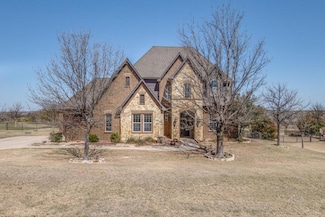 1211 Meredith Creek Ln, Fort Worth, TX 76179