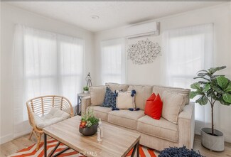1200 W 77th St, Los Angeles, CA 90044