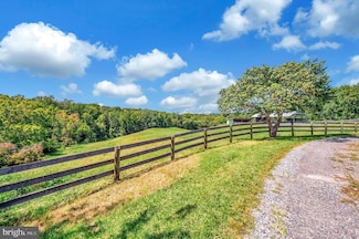 1306 Hawkins Ln, King George, VA 22485