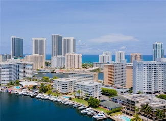 120 Golden Isles Dr Unit 33B, Hallandale Beach, FL 33009