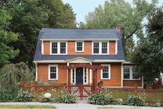 228 Grove St, Auburndale, MA 02466