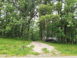 1338 E 100 Rd N, Washington, IN 47501