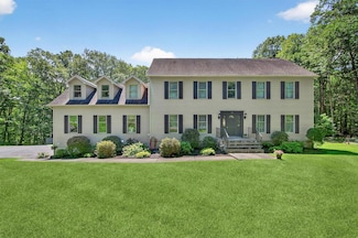 40 Shallow Stream Rd, Carmel, NY 10512