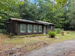 41 Gage Hill Dr, Lake Luzerne, NY 12846