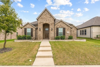 404 Country Meadows Blvd, Waxahachie, TX 75165