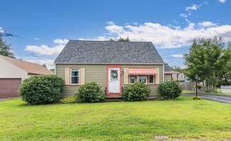 23 Shady Ln, Somersworth, NH 03878