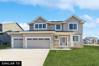 325 NW Red Oak Dr, Waukee, IA 50263