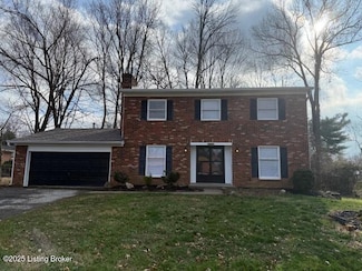 10410 Foxboro Dr, Louisville, KY 40223