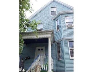18 Maxwell St, Dorchester Center, MA 02124