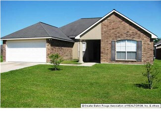 5170 Faulkner Dr, Darrow, LA 70725