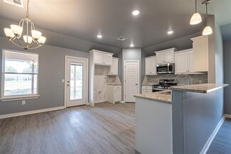 412 Grove St, Perry, OK 73077