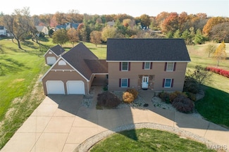 5 Saint Raymond Dr, Saint Peters, MO 63376