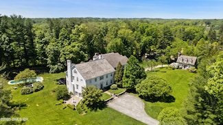 280 Round Hill Rd, Greenwich, CT 06831