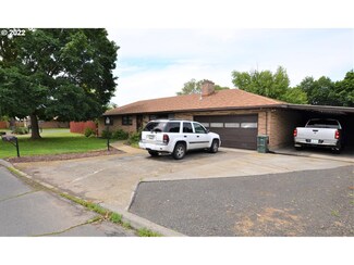 1585 SW 40th St, Pendleton, OR 97801