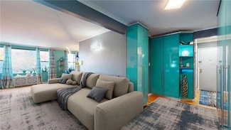 3101 Ocean Pkwy Unit 2B, Brooklyn, NY 11235