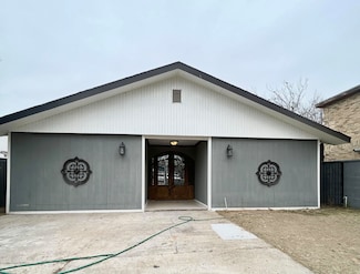 222 Segovia Dr, Laredo, TX 78046