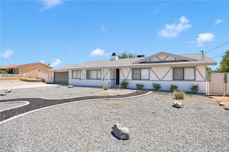 17761 Pine St, Hesperia, CA 92345