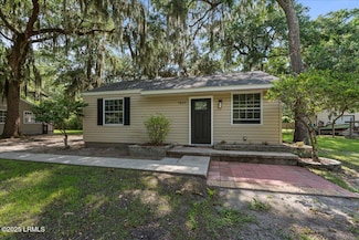 1807 Battery Park Dr, Port Royal, SC 29935
