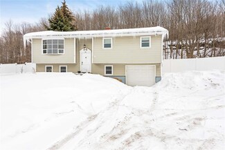 1700 Fisher Pond Rd, Saint Albans, VT 05478