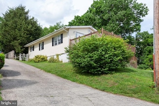 619 E D St, Brunswick, MD 21716