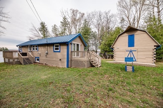 114 Smith Rd, Hudson, ME 04449