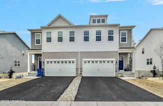 19 Barnegat Ln, Jackson Township, NJ 08527