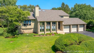1S731 Bender Ln, West Chicago, IL 60185