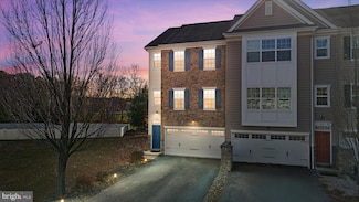 313 Latrobe Dr, Newark, DE 19702