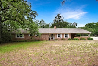 273 Blue Bird Ln, Holly Lake Ranch, TX 75765