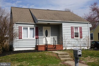 72 Groveland Ave, Ewing, NJ 08638