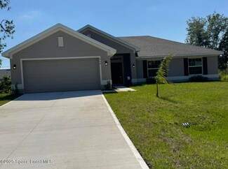 930 San Filippo Dr SE, Palm Bay, FL 32909