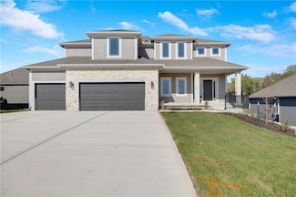 7004 NE 103rd St, Kansas City, MO 64156